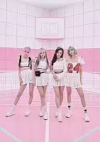������ �������� Black Pink / Ice Cream Jisoo �1