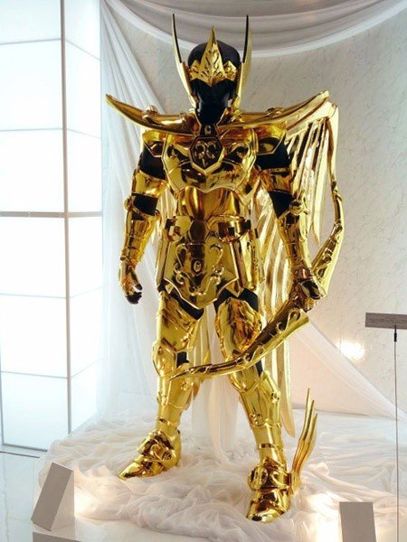 ������� ������� Saint Seiya � �������� 1:1