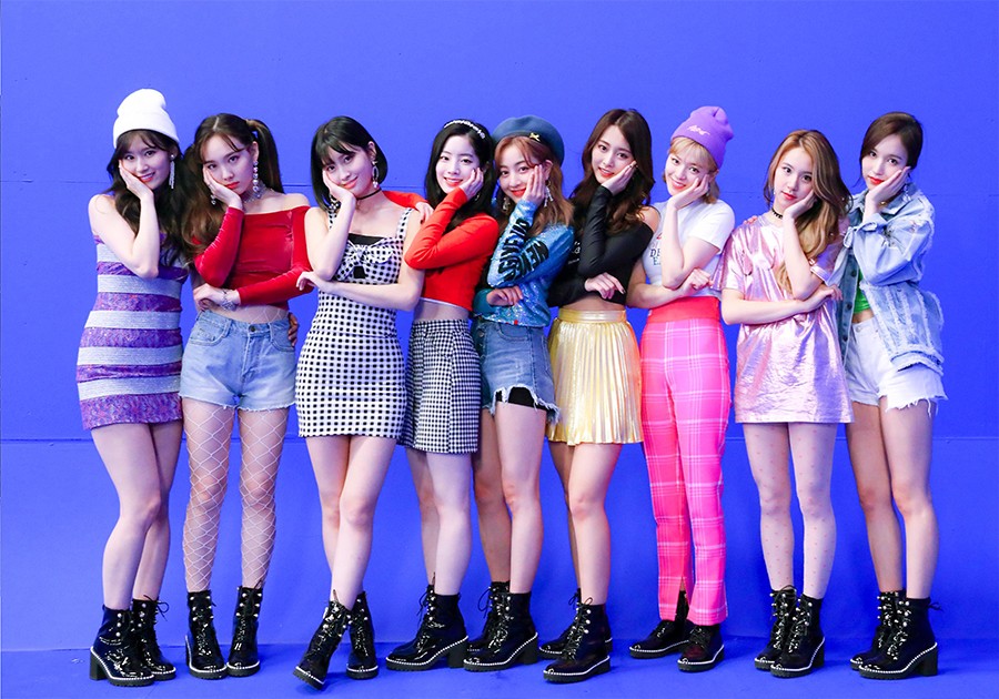 ������ �������� � ����������� Twice - ������