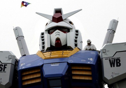 18 �������� ������� Gundam