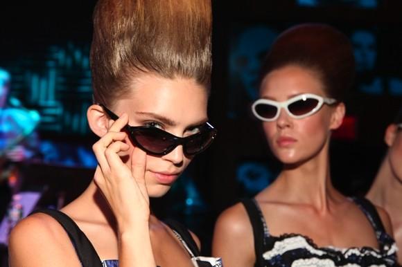 ����� ��� ���� ���� Prada